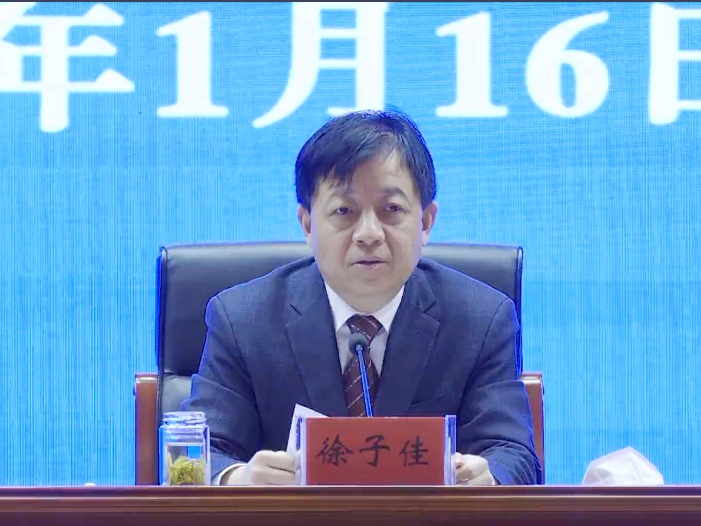 书记特写2（修）.png